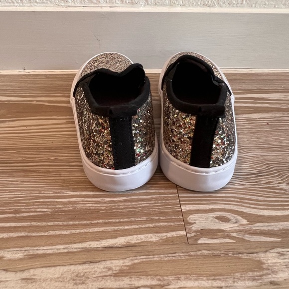 Cat & Jack girls slip on shoe 2 PAIR! Never worn - Picture 6 of 8